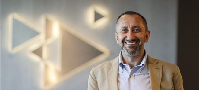 Türk Telekom CEO’su Önal’dan operatörlere çağrı: İsteyenler altyapımızı kullanabilir