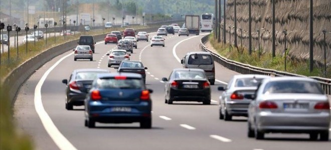 Türkiye'de trafiğe kayıtlı araçların ortalama yaşı belli oldu