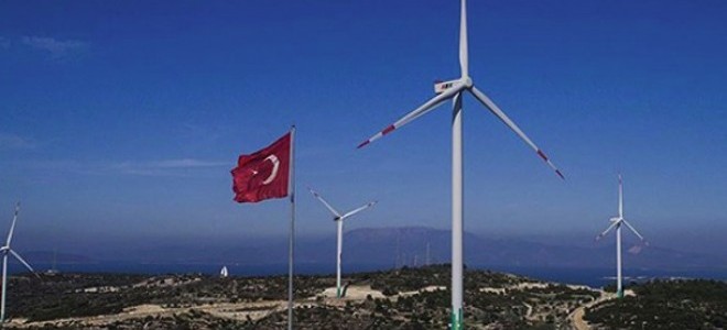 Türkiye'nin rüzgar gücü 13 bin megavatı geçti