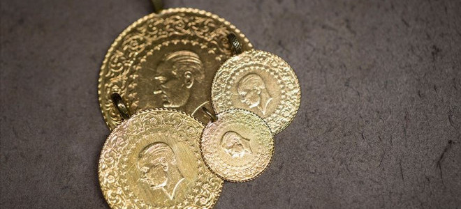 Üç haftanın zirvesinden gerileyen altın için yeni tahmin