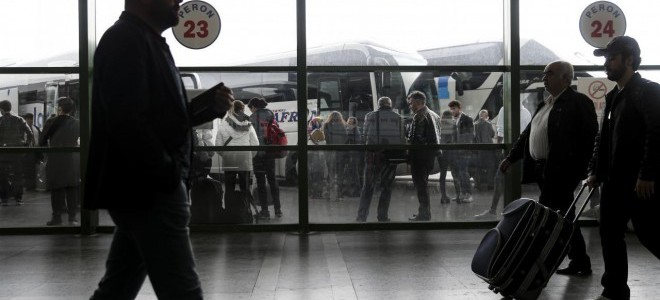 Uçak ve tren yolcusu artarken otobüs yolcusu azaldı