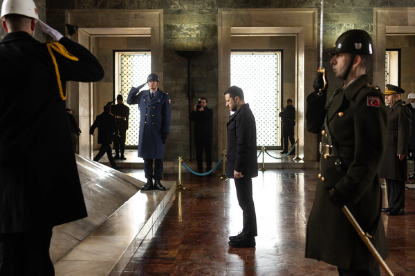 Ukrayna lideri Zelenskiy'nin ilk durağı Anıtkabir oldu