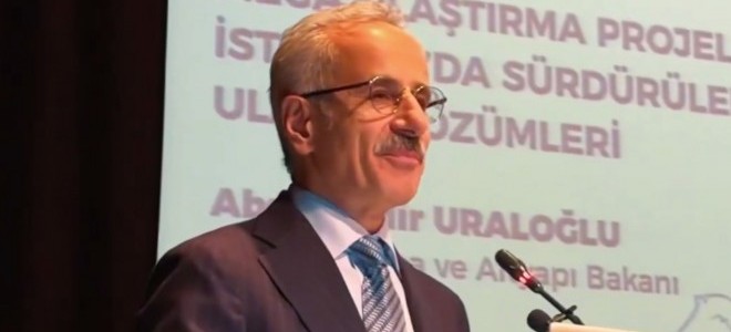 Uraloğlu: ''İstanbul'un 1004 kilometre metro hattına ihtiyacı bulunuyor''