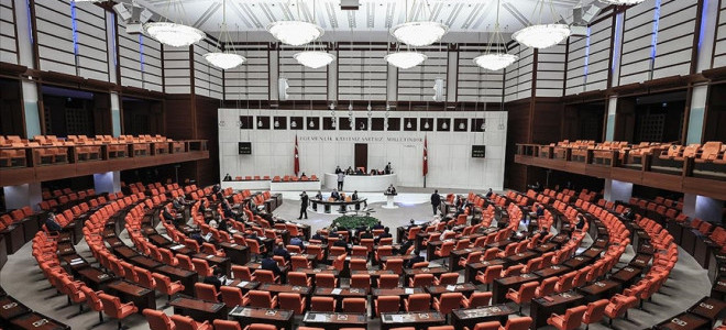 Vergiye yönelik düzenlemeleri içeren teklifin ilk 6 maddesi kabul edildi