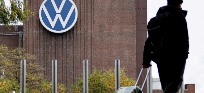 Volkswagen, sendika ile anlaştı: 35 bin kişi işten çıkaracak