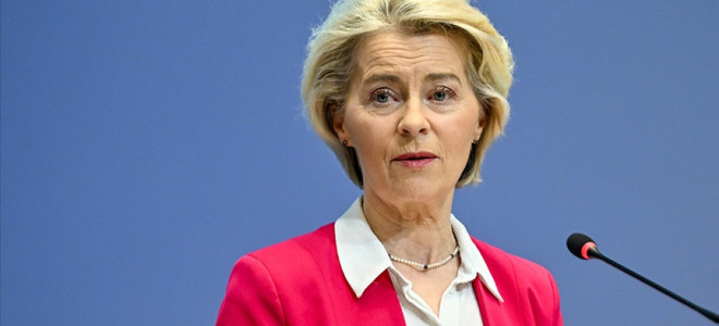 Von der Leyen'den Grönland için yeni yatırım sinyali