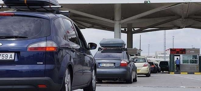 Yabancı plakalı araçlara kesilen ceza ödenmeden yurt dışına çıkılamayacak