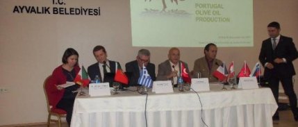 Ayvalık zeytinyağı panelde tartışıldı