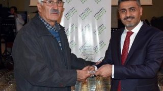 ÇEDAŞ'tan İşbirliği Yapan Muhtarlara Plaket