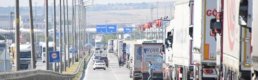 Kapıkule'de 5 kilometre TIR kuyruğu