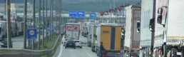 Komşunun Bilgisayar Güncellemesi 24 Kilometrelik Kuyruğa Neden Oldu