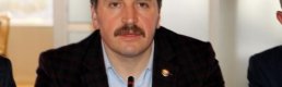 Memur-Sen Genel Başkanı Yalçın: Tüm çalışanlara kadro tahsisi, paket olarak çıkarılmalı