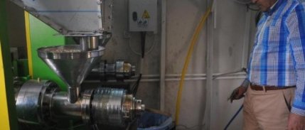 Yüksekova'da, Konteynerde Aspir Yağı Üretim Fabrikası Kuruldu