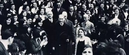 Kurtuluşa giden yol: 19 Mayıs Atatürk'ü Anma, Gençlik ve Spor Bayramı kutlu olsun!