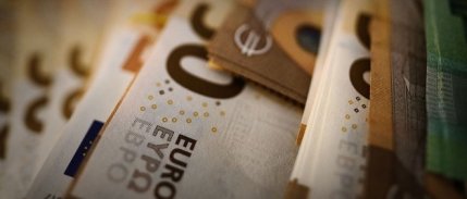 AB, Euro Bölgesi için 2025 büyüme tahminini yükseltti