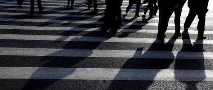 İşsizlik maaşı başvuruları, iş gücünün sağlam kaldığına işaret etti