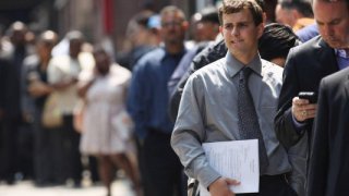 ABD'de işsizlik maaşı başvuruları tahminlerin altında kaldı