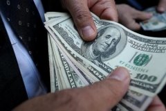 ABD'den tasarruf hamlesi: Federal çalışanlara 10 bin dolar ödül verilecek