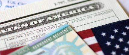 ABD, Green Card programını askıya aldı