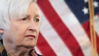 Yellen, enflasyon değerlendirmesinden pişmanlık duyduğunu söyledi