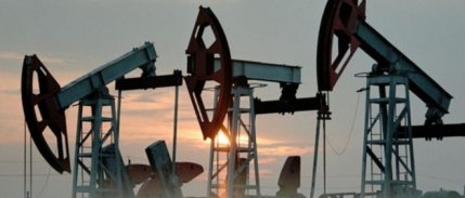 ABD'nin ticari petrol stokları azaldı: WTI, brent fiyatını aştı