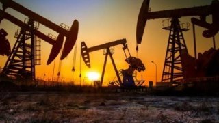 ABD, Sırbistan'da petrol sektörüne yönelik yaptırımlarını 2 ay erteledi