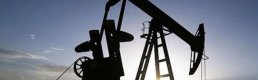 ABD stoklarındaki azalış petrol fiyatlarını yükseltti