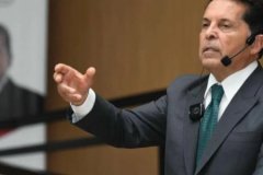 Ahmet Özer'e 6 yıl 3 ay hapis cezası