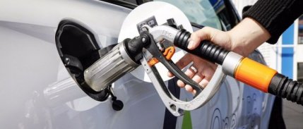 Akaryakıt fiyatlarında yeni zam 