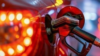 Akaryakıta çifte zam geliyor: Benzin ve motorinde fiyatlar yeniden değişiyor