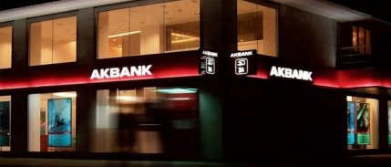 Akbank takipteki alacaklarını 4 firmaya sattı