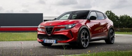Alfa Romeo'nun ilk elektrikli SUV'u Türkiye'de satışta: İşte lansman fiyatı ve özellikleri