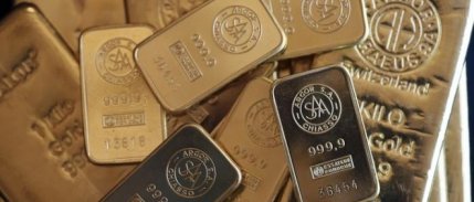 Altın fiyatları güçlü dolar karşısında baskılanmaya devam ediyor