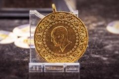 Altın zirvesinden geriledi: ANZ, 2026 yılı için iki zıt senaryosunu açıkladı