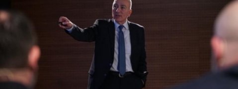 Altında yükseliş sürer mi? Mahfi Eğilmez yorumladı