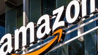 Amazon piyasa değerindeki düşüşle tarihe geçti