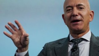 Amazon'un kurucusu Jeff Bezos CEO'luk görevinden ayrılıyor 