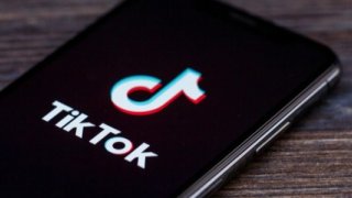 Amerikalı yatırımcılar TikTok'u Çinli sahibinden almayı görüşüyor