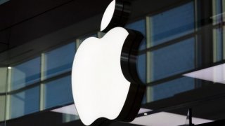 Apple hisseleri üretimde kesinti beklentisiyle düştü