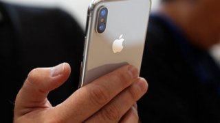 Apple’ın iPhone üretimini yüzde 10 azaltacağı ileri sürüldü