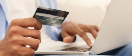 Avrupa'da alışveriş sitelerinin %40'ı aldatıcı uygulamalar kullanıyor