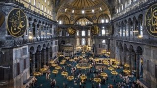 Ayasofya’ya bilet gişesi geliyor: Turist girişi artık ücretli olacak