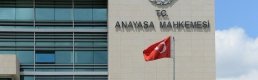 AYM’den beyaz yakalı çalışan için emsal TİS kararı