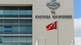 AYM’den beyaz yakalı çalışan için emsal TİS kararı