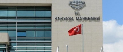 AYM’den beyaz yakalı çalışan için emsal TİS kararı