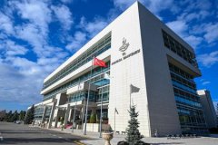 AYM, iki siyasi partinin kapatılmasına karar verdi: Mal varlıkları Hazine’ye devredildi