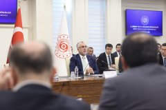 Bakan Işıkhan'dan kamu işçilerinin zam görüşmelerine ilişkin açıklama