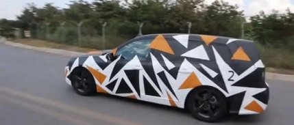 Bakan Özlü'den Yerli Otomobil Açıklaması