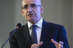Şimşek: Küresel belirsizliğe rağmen rekor geldi