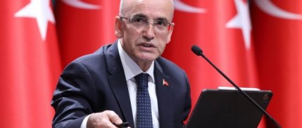 Gerileyen enflasyon beklentisi sonrası Bakan Şimşek'ten dezenflasyon mesajı 